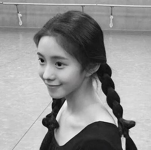 流动性很小，，，，，许多干了十多年的老同事，，，，，很是适合恒久生长，，，，，若是很缺钱的话可以思量互联网大厂，，，，，恒久稳固生长可以来这里，，，，，看小我私家的需求吧！